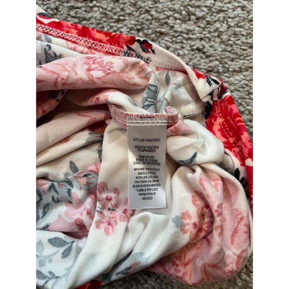 Full Circle Trends Floral Button-Front Tie Hem Top Size 2X Soft Comfort Red Rose - Picture 7 of 8